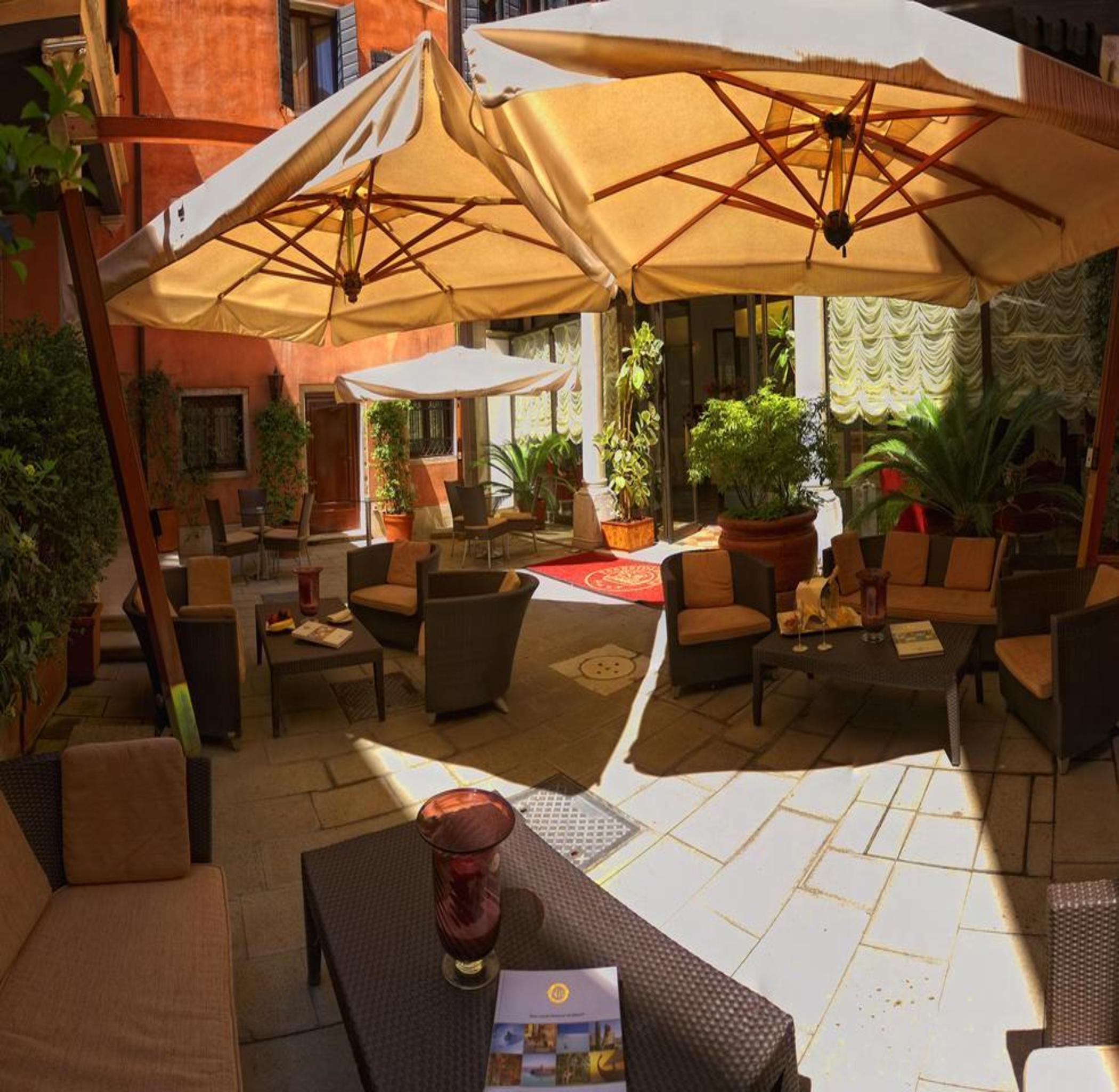 Hotel Liassidi Palace Venedig Exteriör bild