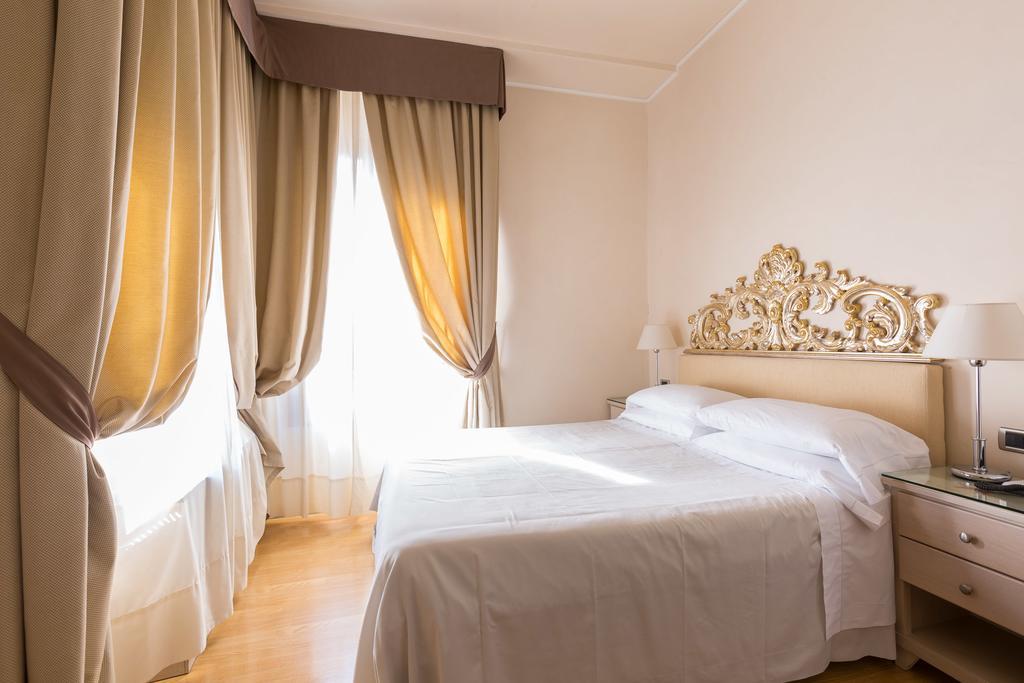 Hotel Liassidi Palace Venedig Rum bild